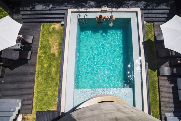 Découvrez le combo parfait des activités nautiques et du camping de luxe